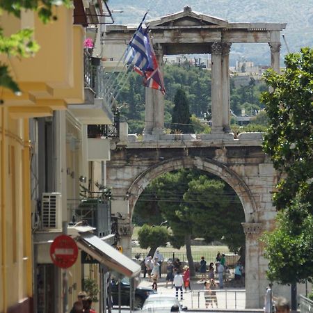 ★ Plaka, Center Of All Greek Legends ★ Athens Exterior photo